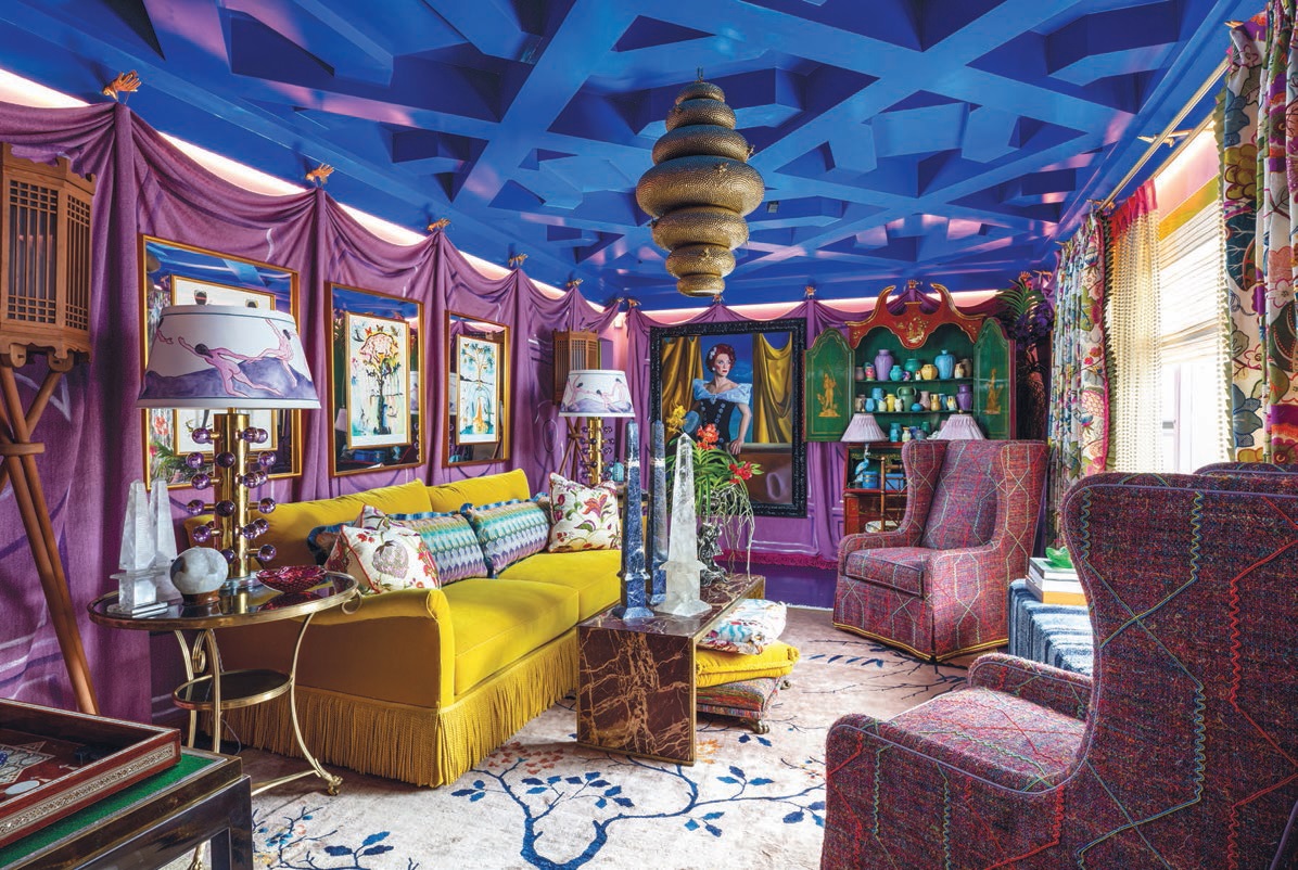 Chris Goddard created a colorfully saturated, over-the-top living room in the guesthouse, inspired by a French salon. PHOTOGRAPHED BY NICKOLAS SARGENT/SARGENT PHOTOGRAPHY